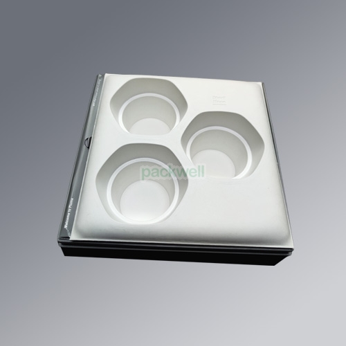 Renewable plant pulp tray holder set for consumer packaging